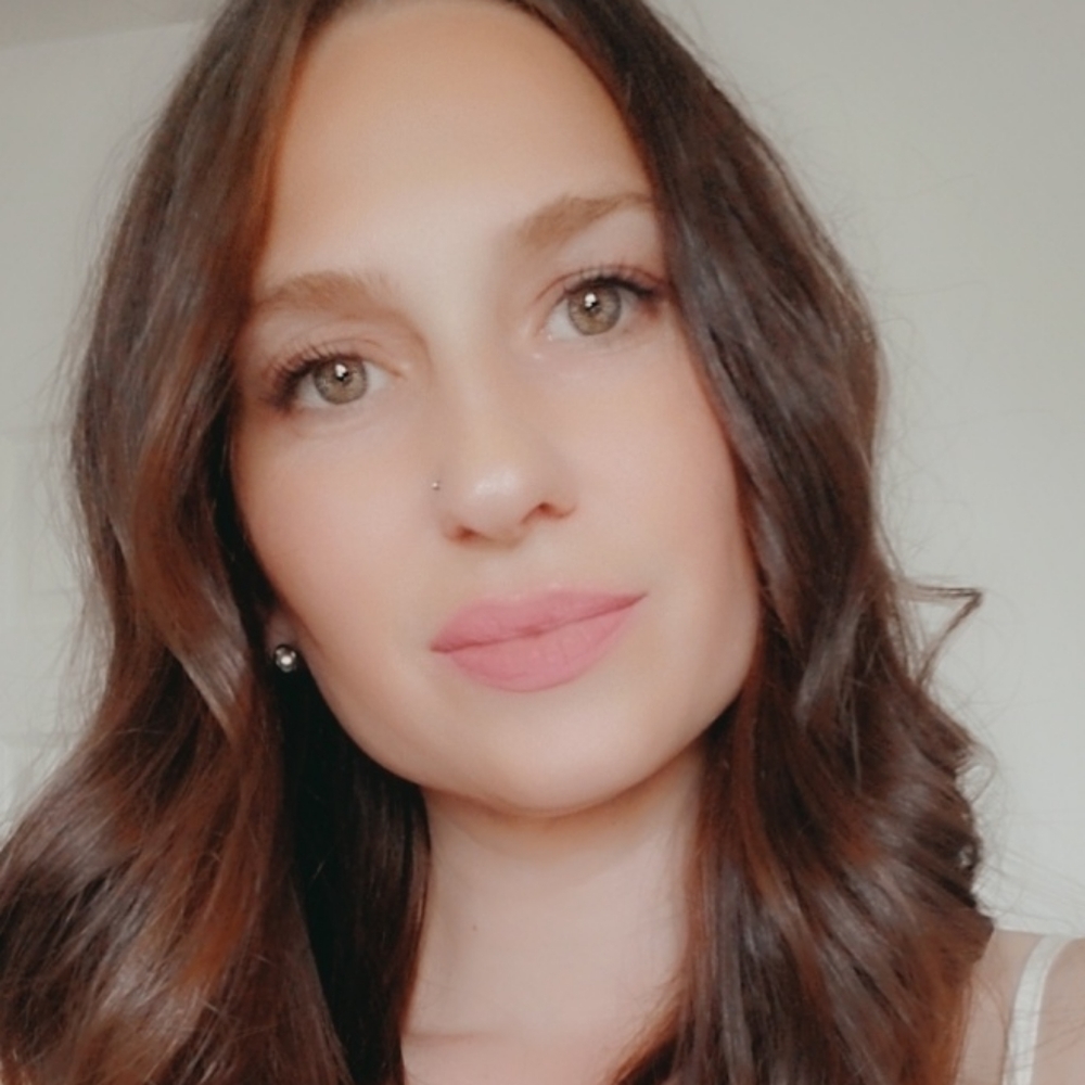 Meet your Posher, Dana